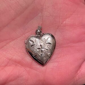 Sterling silver (vintage?) heart locket